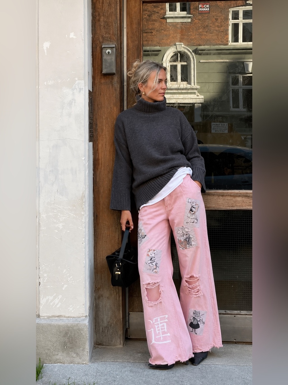 “Little friends” jeans